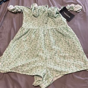 green mini romper floral